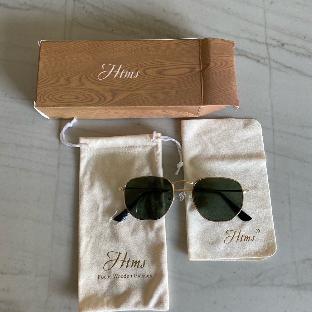 Men’s/Women’s Sunglasses with Hex design